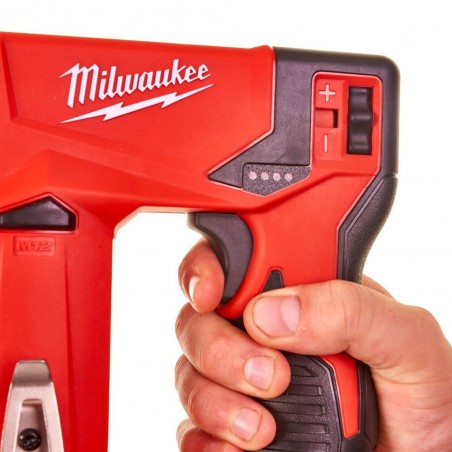 Zszywacz akumulatorowy Milwaukee M12BST-0 12V