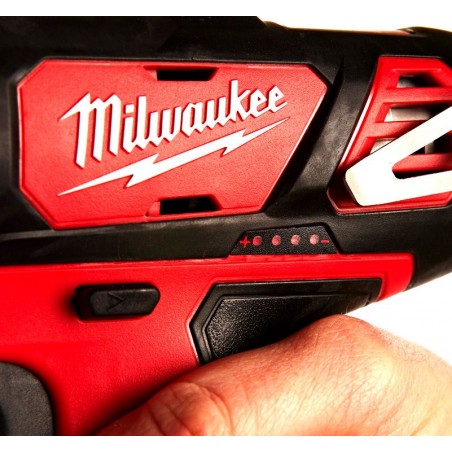 Wiertarko-wkrętarka udarowa 12V Milwaukee M12 BPD-402C