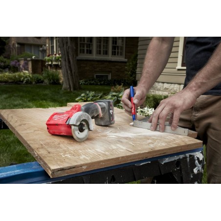Subkompaktowa szlifierka kątowa 12V Milwaukee M12 FCOT-422X
