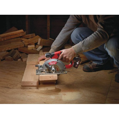 BEZSZCZOTKOWA PILARKA MILWAUKEE M12 CSS44-402C 