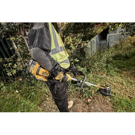 DEWALT PODKASZARKA 18V BEZ AKUMULATORÓW I ŁADOWARKI DCM561PB