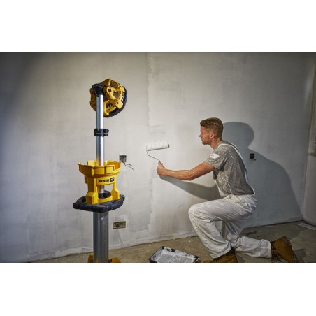 Lampa stojąca DeWalt DCL079