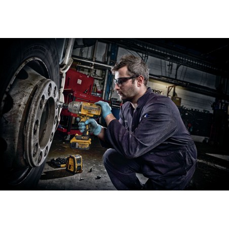 DeWALT Klucz udarowy 1/2" 18V 2x5,0Ah DCF899HP2