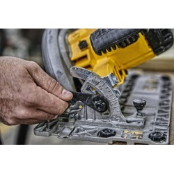 Piła tarzczowa 1600W 190mm DeWalt DWE576K