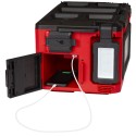 Lampa akumulatorowa 18V Milwaukee PACKOUT z ładowarką M18 POALC-0