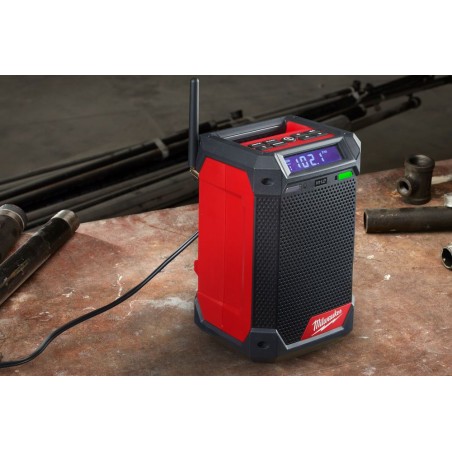 Radio-ładowarka 12V Bluetooth Milwaukee M12 RCDAB+0