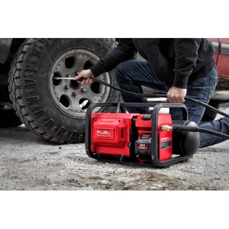 Kompresor akumulatorowy 18V Milwaukee M18FAC-0