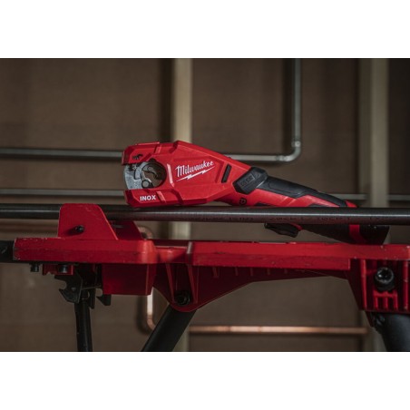 Obcinak do rur 12V Milwaukee M12PCSS-0