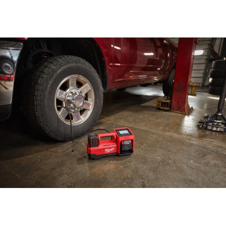 Kompresor akumulatorowy 18V Milwaukee M18BI-0