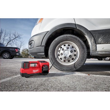 Kompresor akumulatorowy 18V Milwaukee M18BI-0