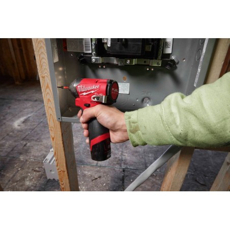 Zakrętarka udarowa 12V 1/4'' Milwaukee M12 FID2-202X