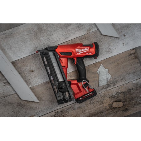 Gwoździarka 18V Milwaukee M18 FN16GA-202X