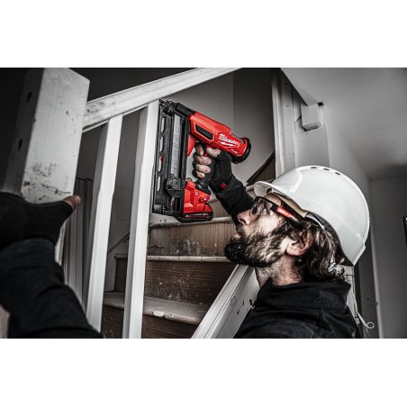 Gwoździarka 18V Milwaukee M18 FN16GA-202X