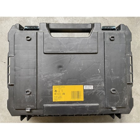 Skrzynia narzędziowa DeWALT TSTAK standard OUTLET