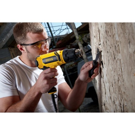 Opalarka sieciowa 2000W Stanley FME670K + akcesoria