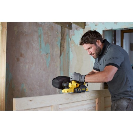 Strug akumulatorowy 18V 82mm Dewalt DCP580N