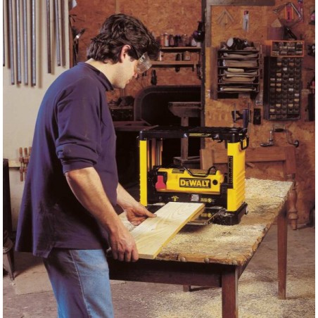 Strugarka grubościowa DeWalt DW733