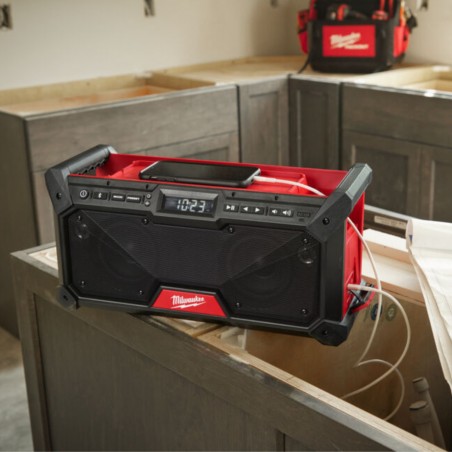 Radio-ładowarka 12V Bluetooth Milwaukee M12 RCDAB+0