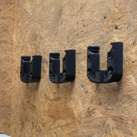 Uchwyt holder do akumulatora Milwaukee  M18 1 sztuka