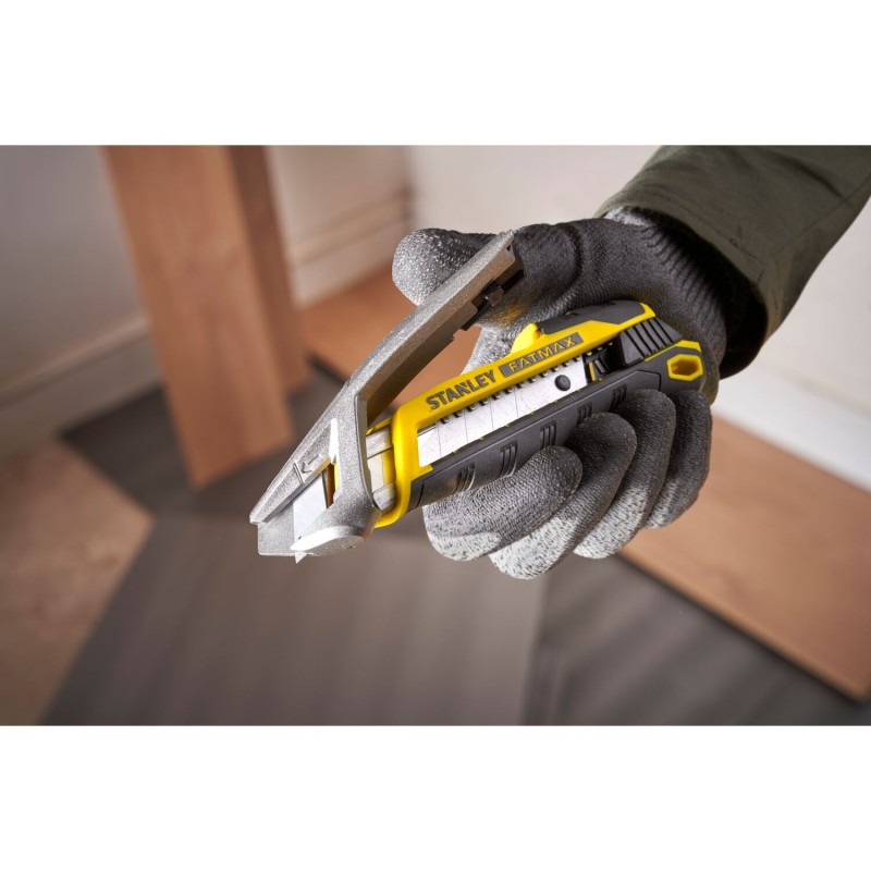 Nóż z systemem łamania Fatmax Stanley FMHT10594-0