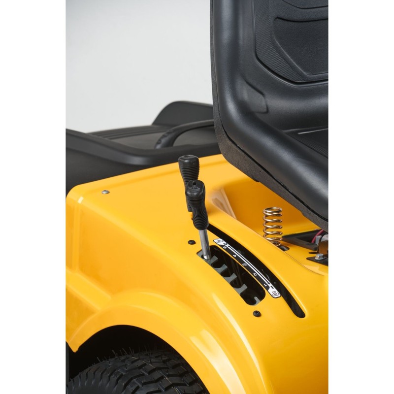 Traktorek ogrodowy 92cm z koszem 240l Cub Cadet LT2 NR92