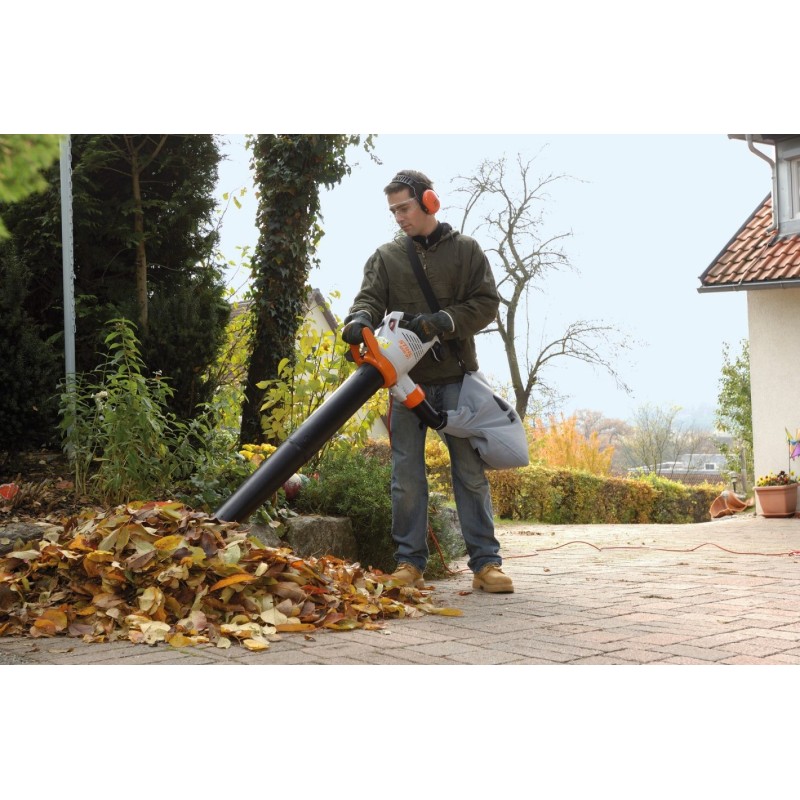 Dmuchawa odkurzacz ogrodowy do liści STIHL SHE81