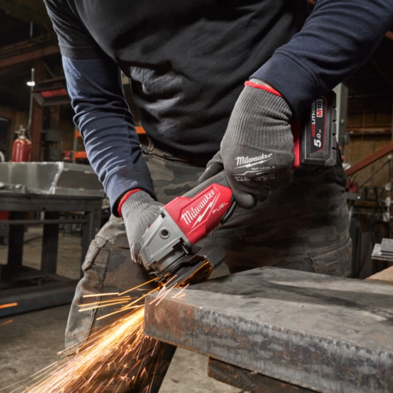 copy of copy of Piła szablasta 18V 32 mm Milwaukee M18FSZ-502X