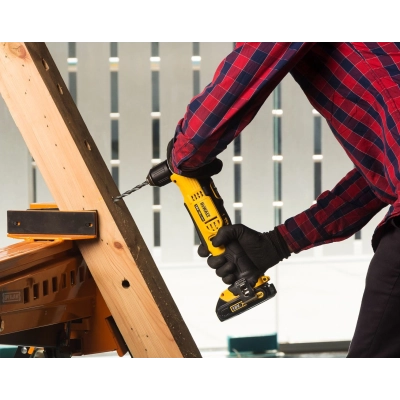 Wiertarka kątowa 18V XR 1,5Ah  DEWALT