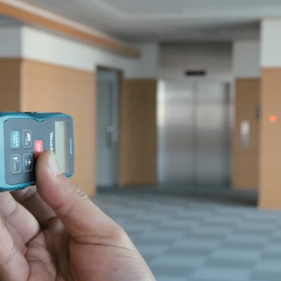 Dalmierz laserowy kieszonkowy 50 m Makita LD050P