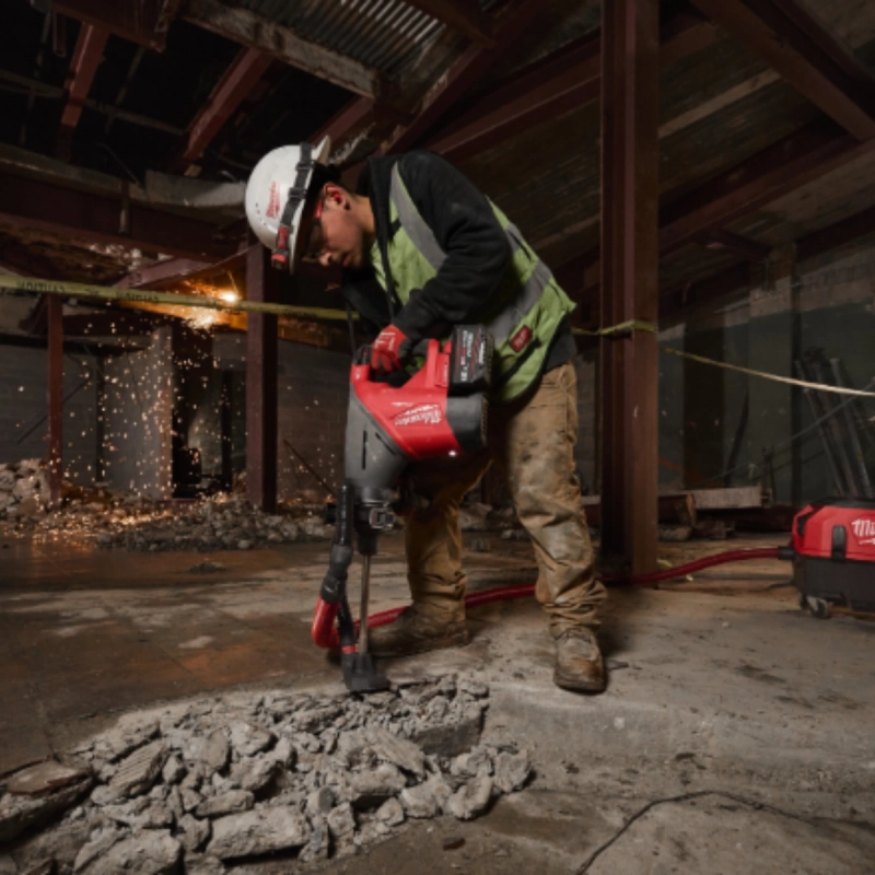 Młot wiercąco-kujący SDS-Max 45 mm Milwaukee M18 FHACO745