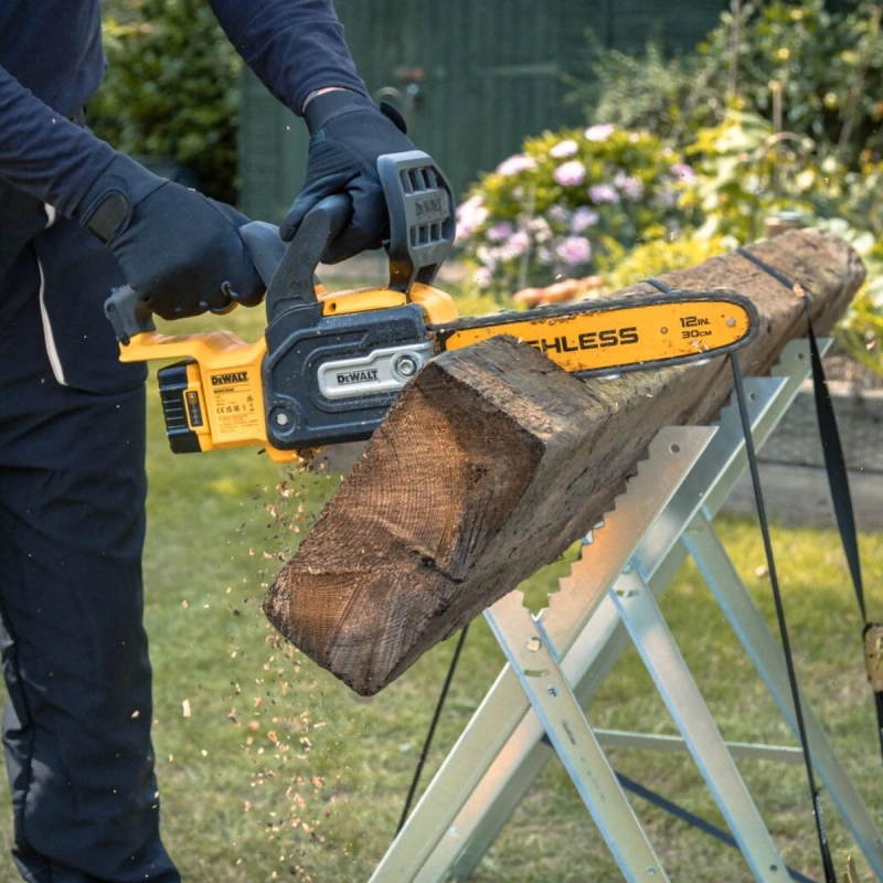 Pilarka piła łańcuchowa 18V 30cm DeWalt DCMCS565N