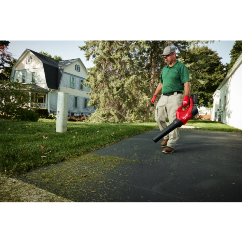 Dmuchawa akumulatorowa 18V Milwaukee M18FBLG3-802