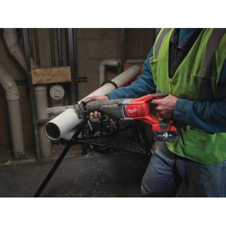 Piła szablasta Milwaukee M18 BSX-0