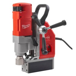 Wiertnica Magnetyczna 1200W Milwaukee MDE 41 z elektromagnesem