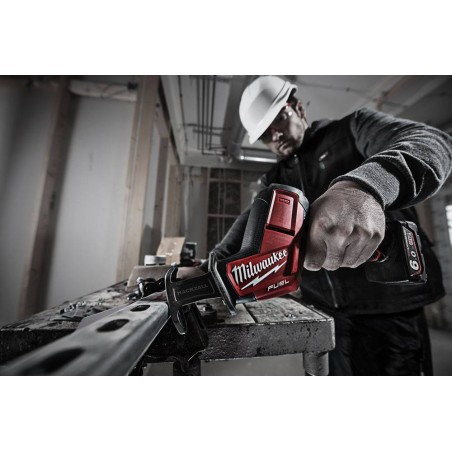 Piła szablasta 12V 2x6Ah Milwaukee M12 CHZ-602X